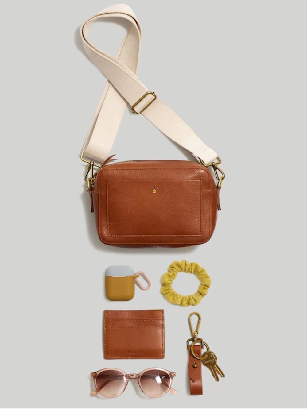 NWT Madewell The Transport Camera Bag English Saddle Leather - Picture 11 of 12